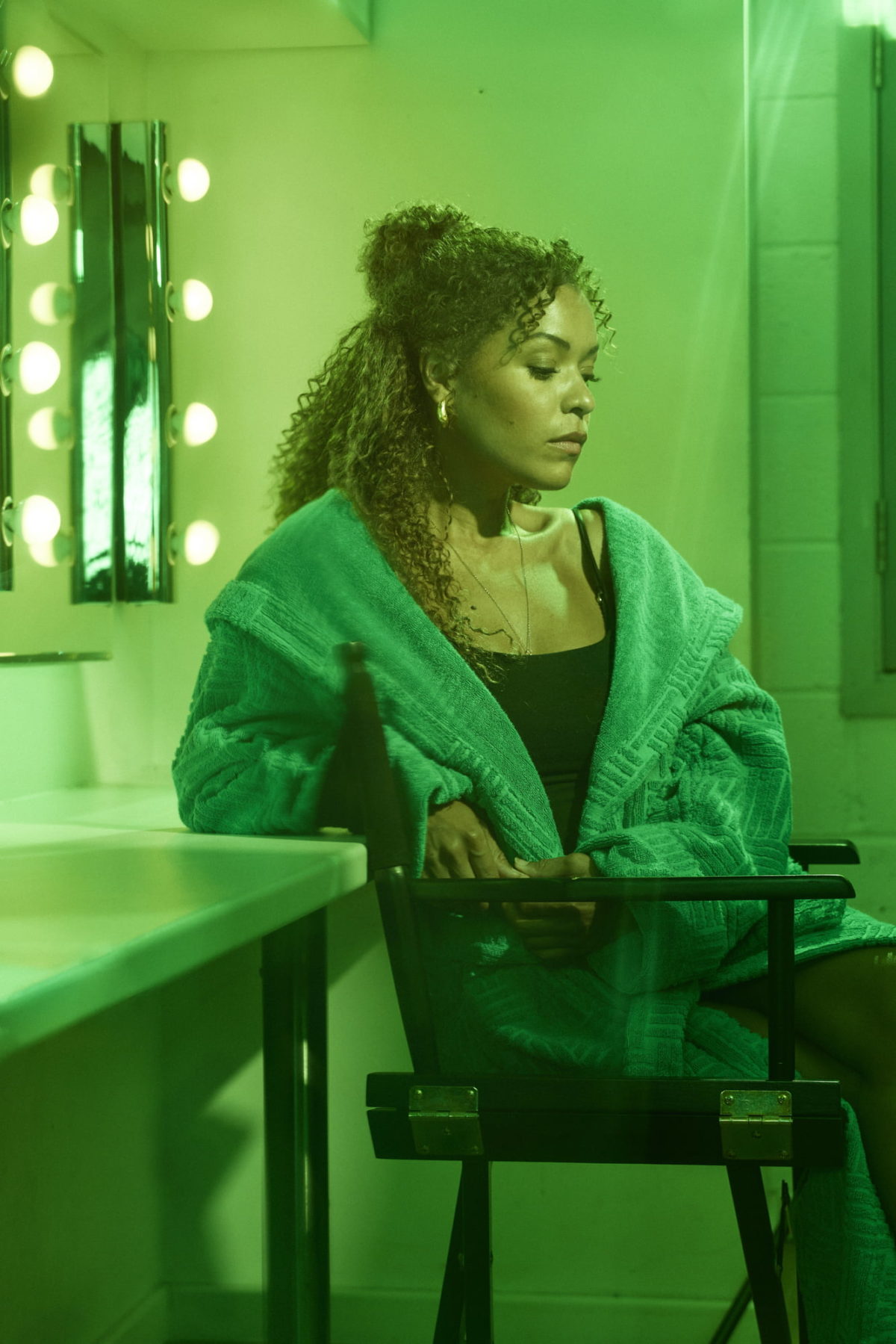 Antonia Thomas in Shooting Hedda Gabler