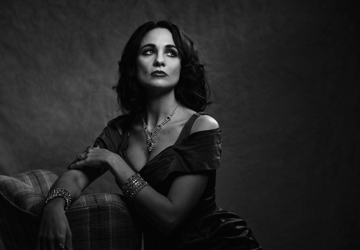 The cast of The Motive and The Cue