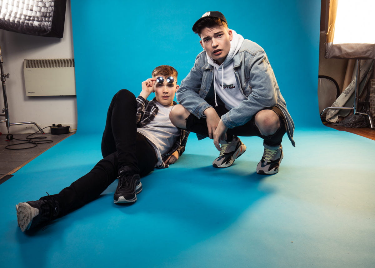 WillNe & Stephen Tries in the Two Shot Podcast